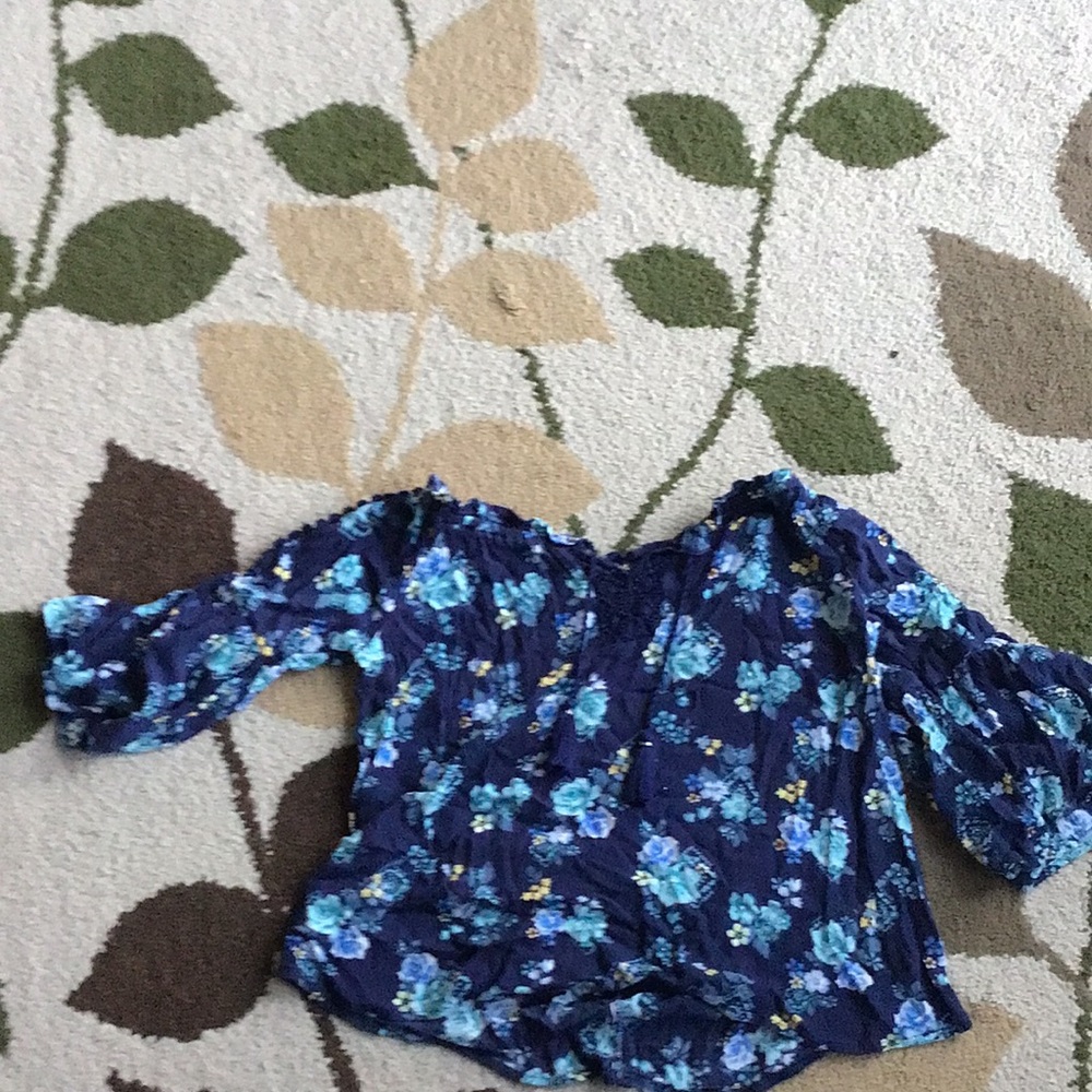 Girls blue flower shirt